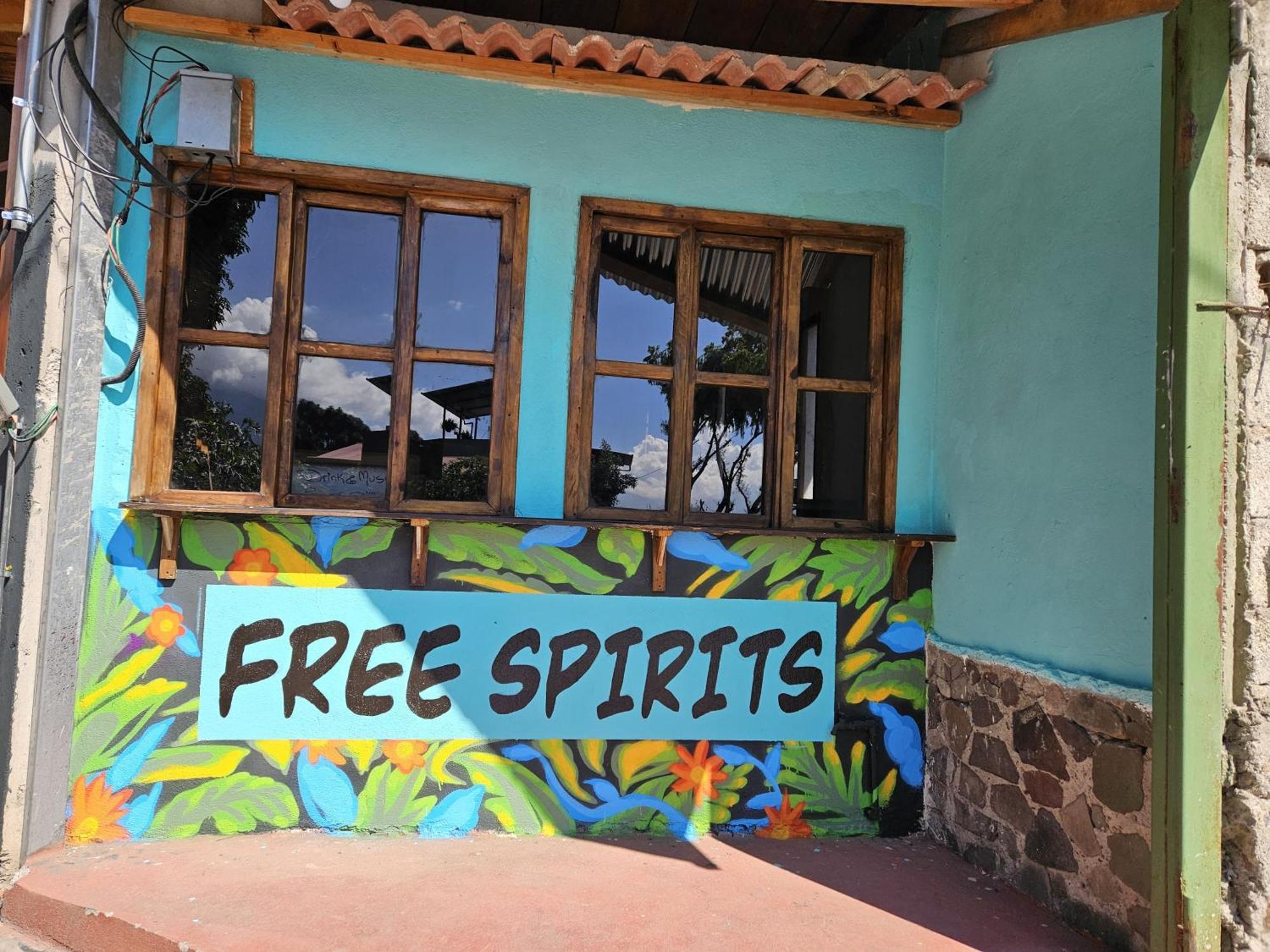 圣马科斯拉拉古纳 Free Spirits酒店 外观 照片